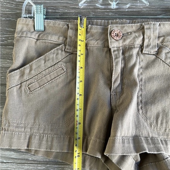 BeBop y2k Chino Short Shorts Stretch in Khaki Brown Size 5 - Picture 7 of 7